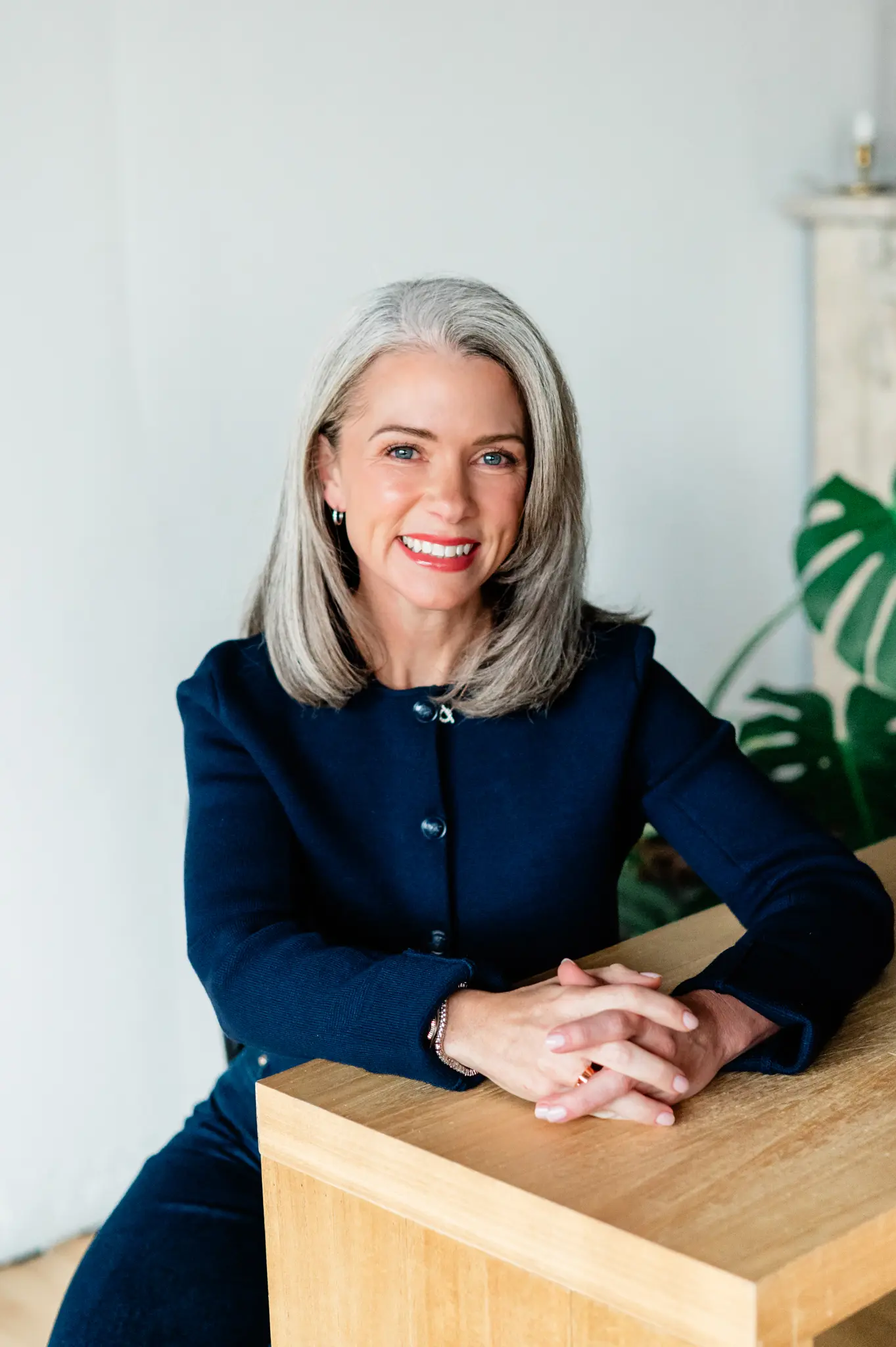 Jennifer websize-3601